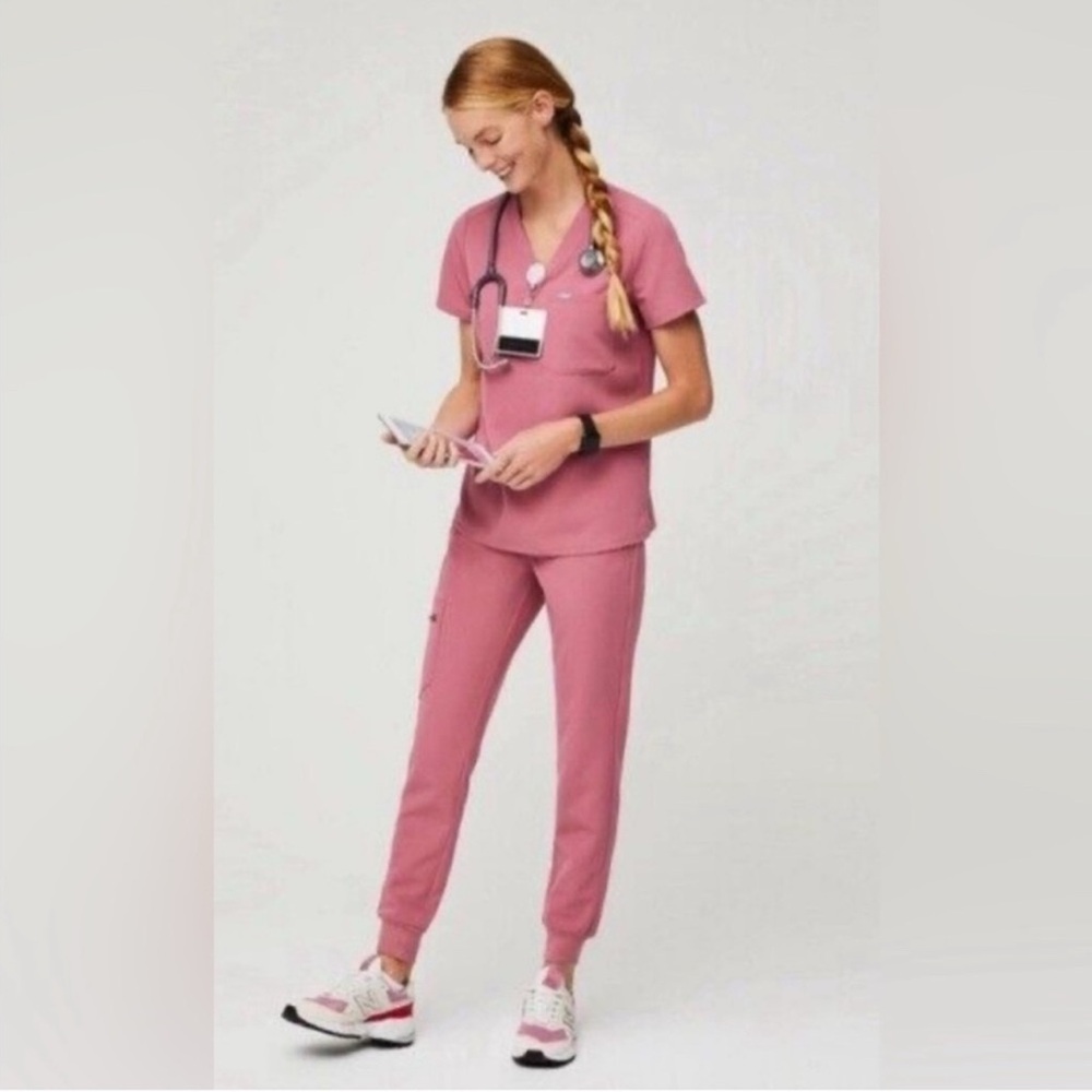 Figs Pink Catarina Top - Breast Cancer Awareness Limited Edition